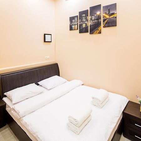 Avangard Studio Apartment Lviv Buitenkant foto