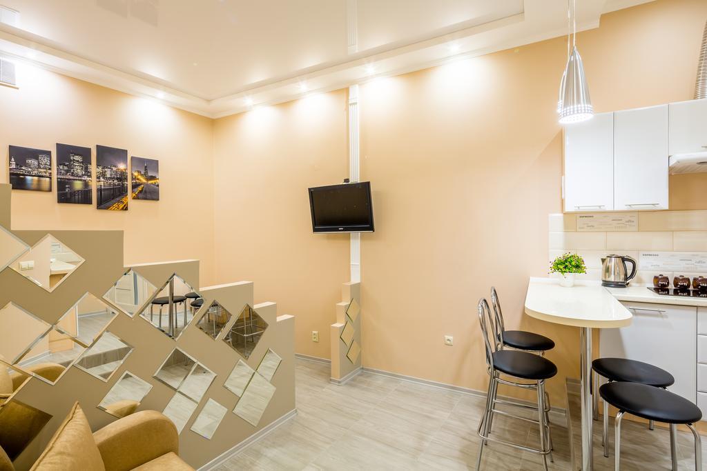 Avangard Studio Apartment Lviv Buitenkant foto